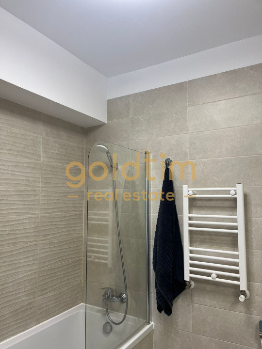 PIPERA/SUPERB/DESIGN UNIC/LUMINOS/ROND OMV