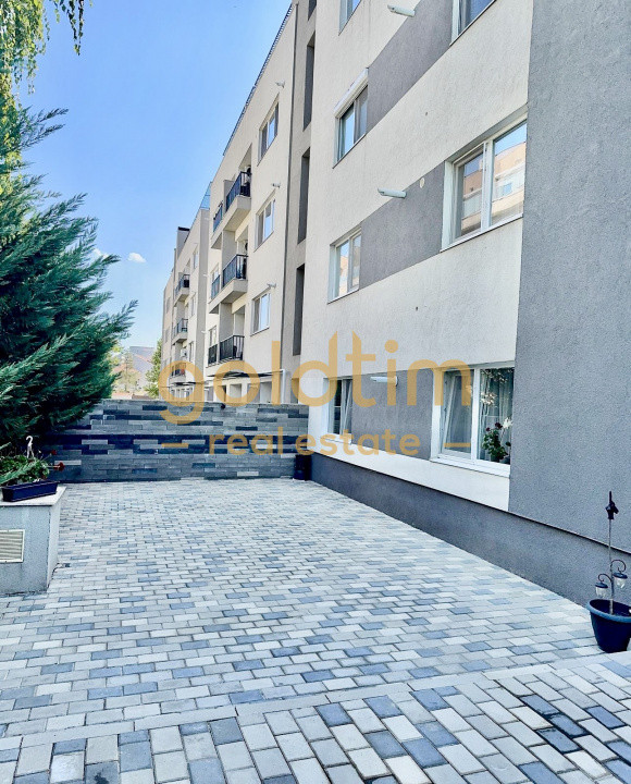 CURTE GENEROASA AMENAJATA/PARCARE SUBTERANA INCLUSA/PIPERA/SUPERB