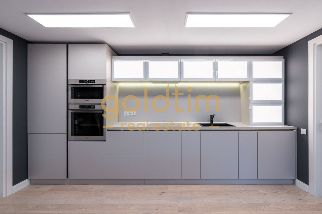 DOROBANTI/ZONA EXCLUSIVISTA/TERASA GENEROASA/LUXOS SI LUMINOS