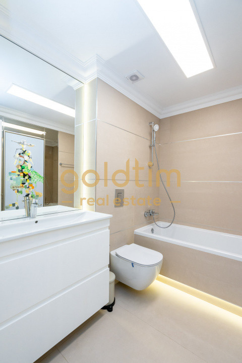 DOROBANTI/ZONA EXCLUSIVISTA/TERASA GENEROASA/LUXOS SI LUMINOS