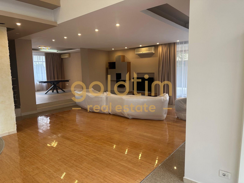 VILA INDIVIDUALA/PIPERA/IANCU NICOLAE/JACUZZI/5 LOCURI DE PARCARE/SALA FITNESS