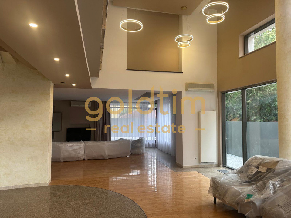 VILA INDIVIDUALA/PIPERA/IANCU NICOLAE/JACUZZI/5 LOCURI DE PARCARE/SALA FITNESS