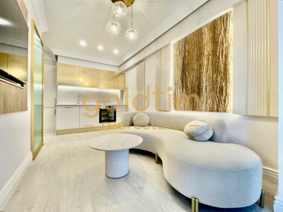 STUDIO SUPERB/DESIGN UNIC/PIPERA OMV/MOBILAT SI UTILAT