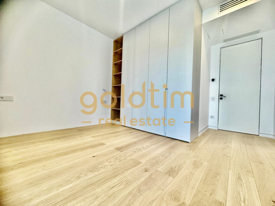 PRIVELIȘTE DEOSEBITA/LANGA STEJARII/ANSAMBLU INCHIS/ 2 LOCURI DE PARCARE