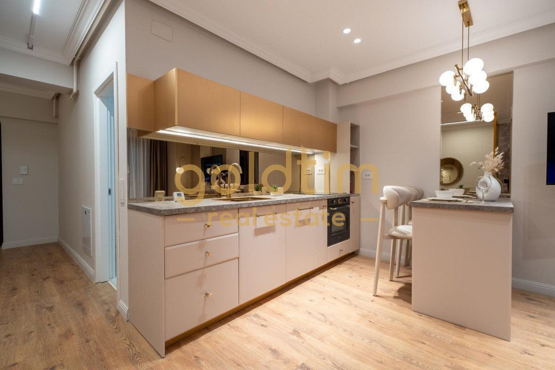 STUDIO SUPERB/DESIGN UNIC/PIPERA OMV/MOBILAT SI UTILAT