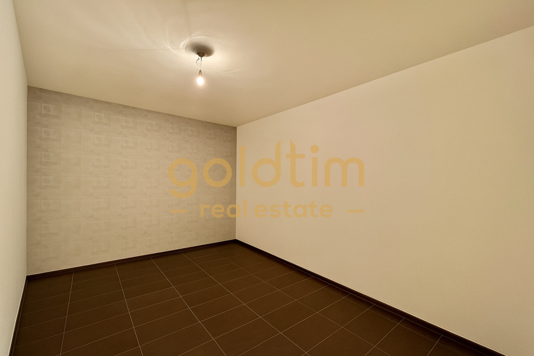 PRETABIL BIROU/CURTE GENROASA/SPATII GENEROASE/ZONA LINISTITA/PARCARE