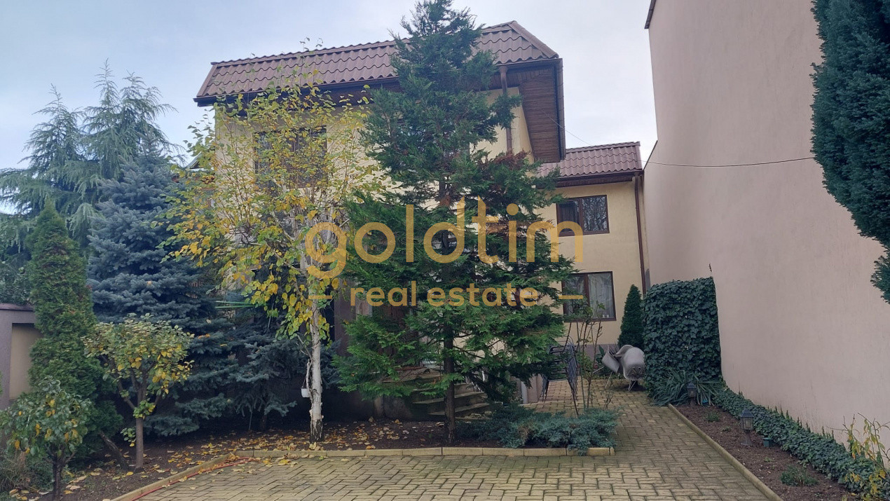 PRETABIL BIROU/CURTE GENROASA/SPATII GENEROASE/ZONA LINISTITA/PARCARE