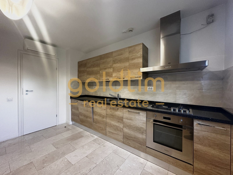 OXFORD RESIDENCE/SCOALA AMERICANA/PARTIAL MOBILAT/GARAJ