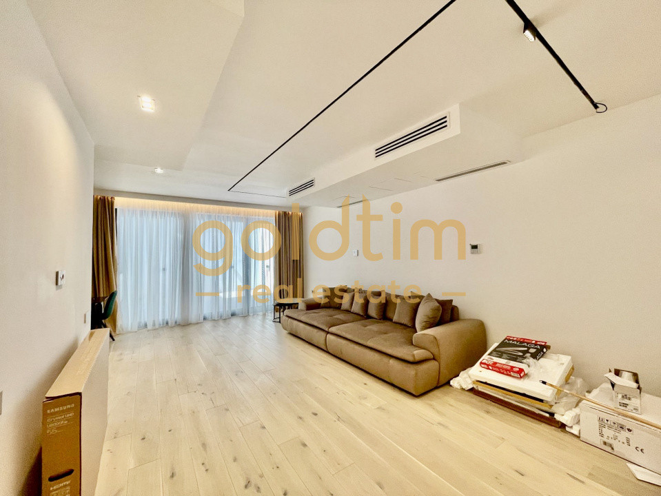 DUPLEX/ZONA REFERINTA/ LOC PARCARE