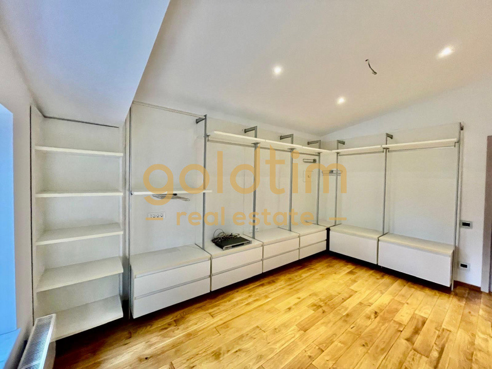 CASA INDIVIDUALA/SUPERBA/PIPERA/EROU IANCU NICOLAE/PISCINA/CURTE GENEROASA