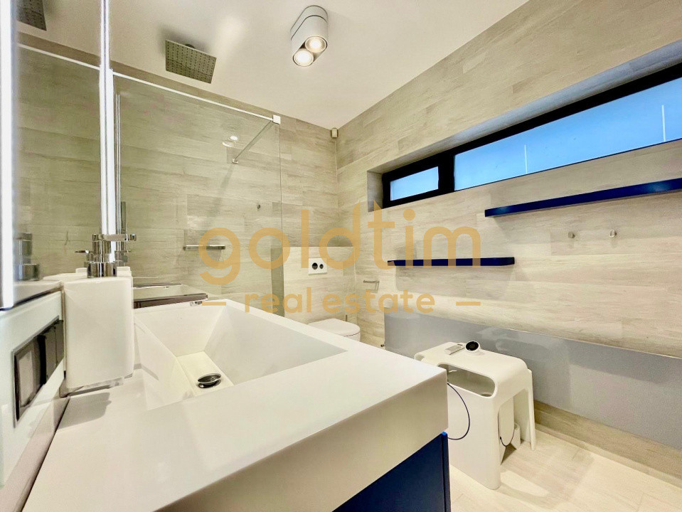 CASA INDIVIDUALA/SUPERBA/PIPERA/EROU IANCU NICOLAE/PISCINA/CURTE GENEROASA