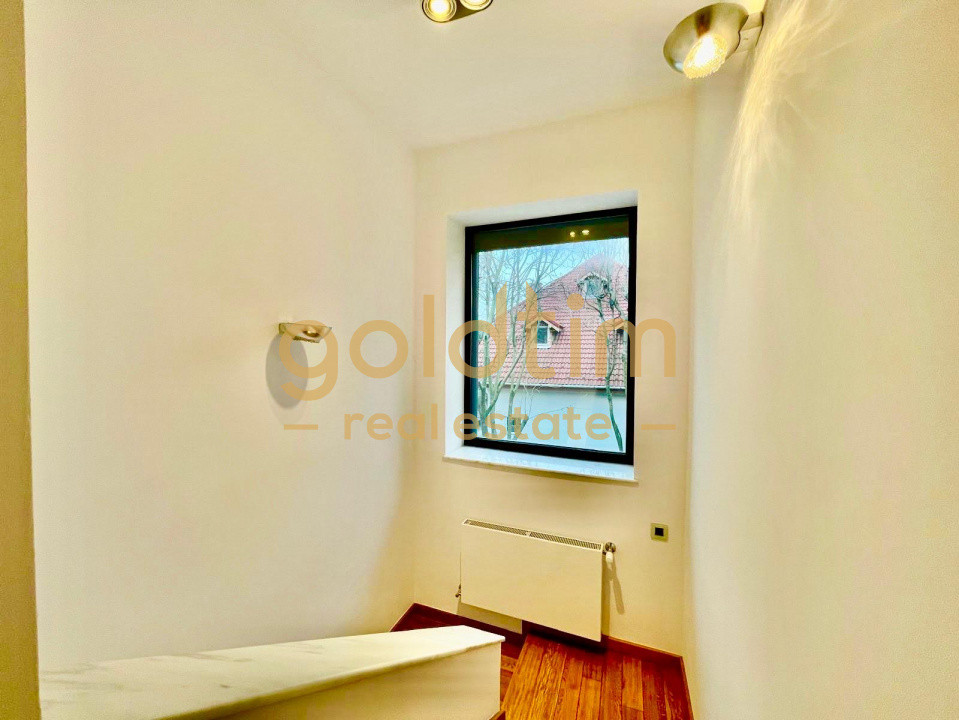 CASA INDIVIDUALA/SUPERBA/PIPERA/EROU IANCU NICOLAE/PISCINA/CURTE GENEROASA