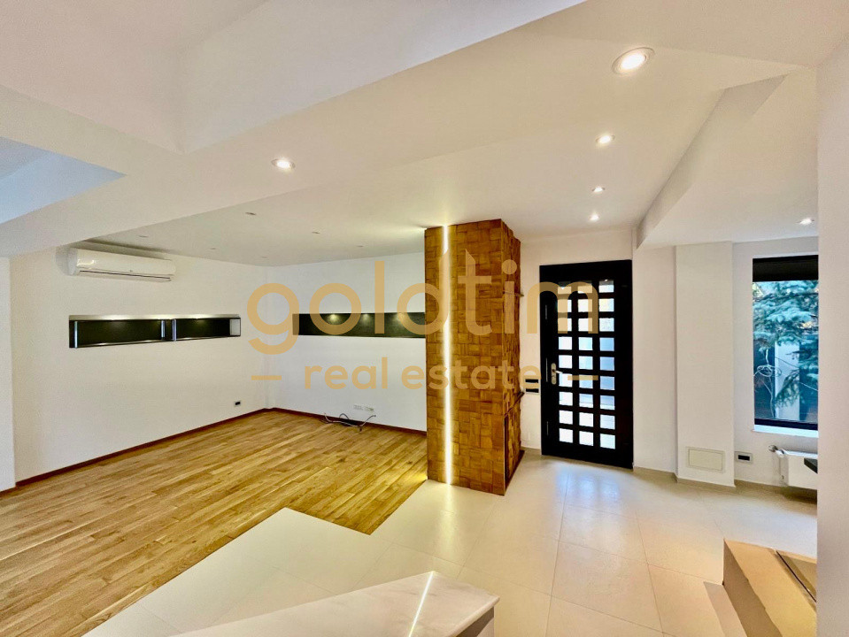 CASA INDIVIDUALA/SUPERBA/PIPERA/EROU IANCU NICOLAE/PISCINA/CURTE GENEROASA