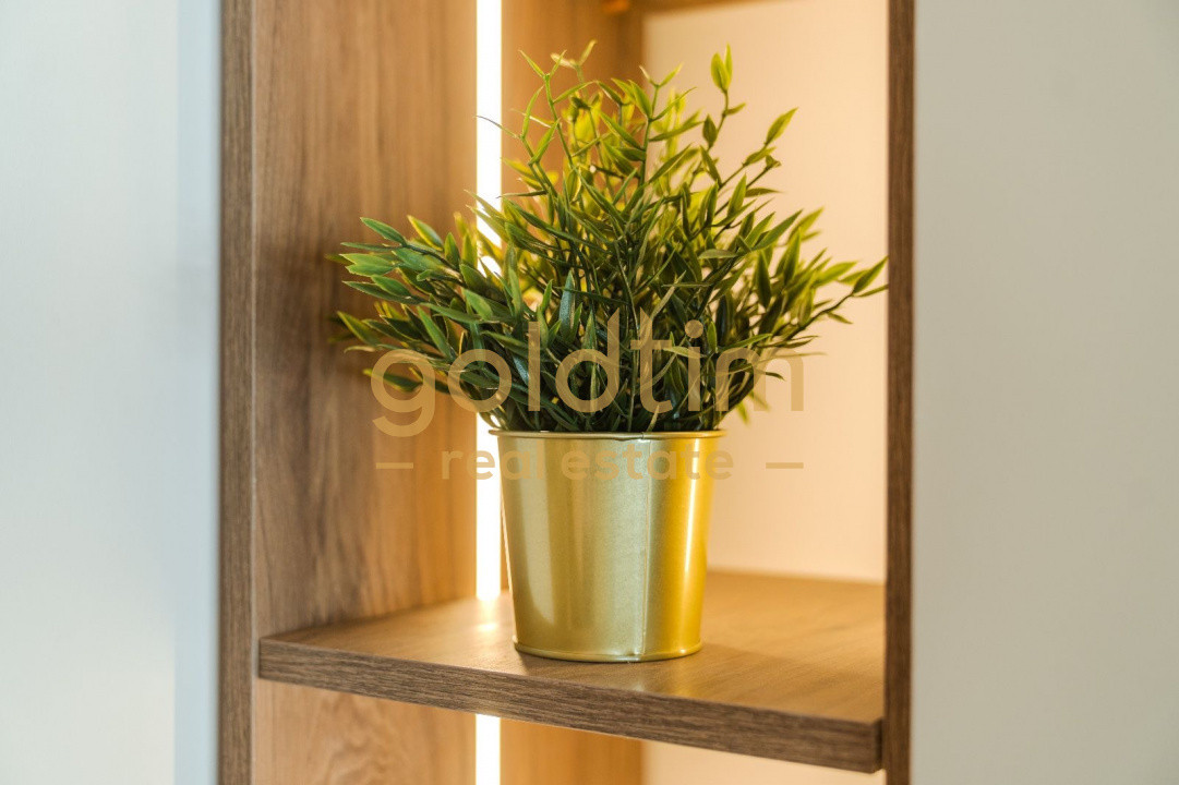 NOU/ SUPERB/ MOBILAT SI UTILAT/ROND OMV