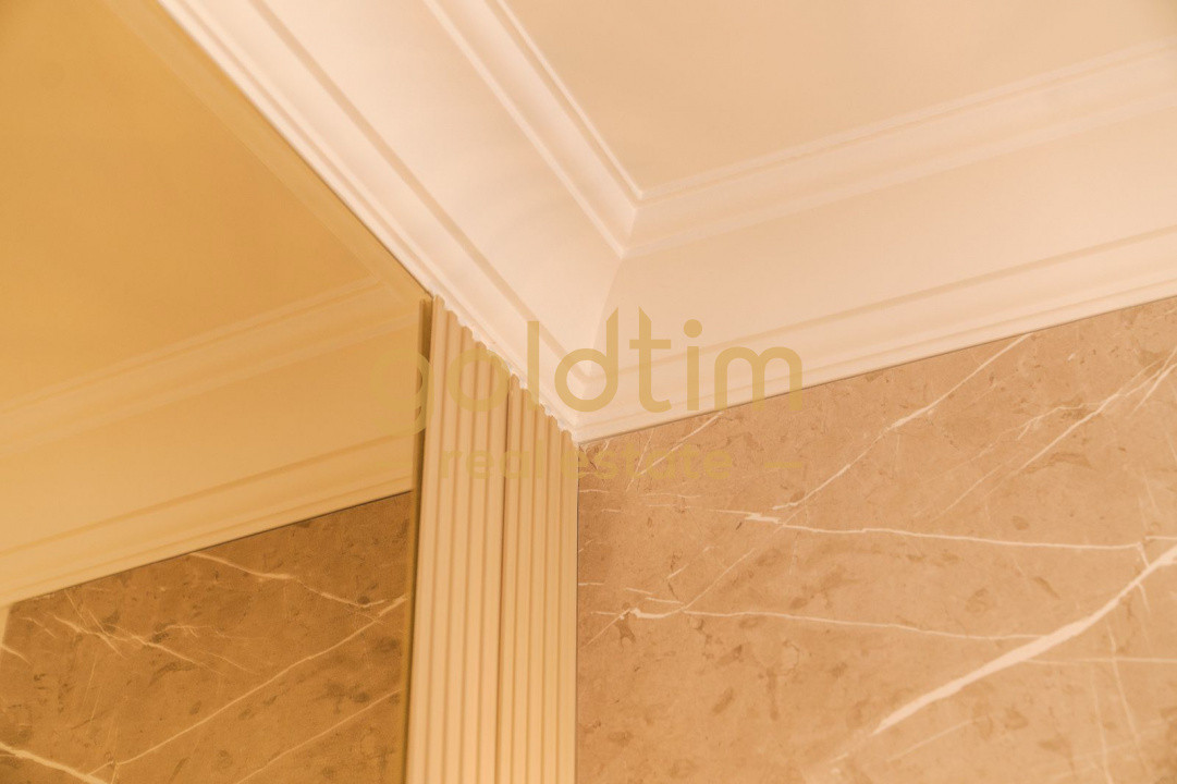 NOU/ SUPERB/ MOBILAT SI UTILAT/ROND OMV