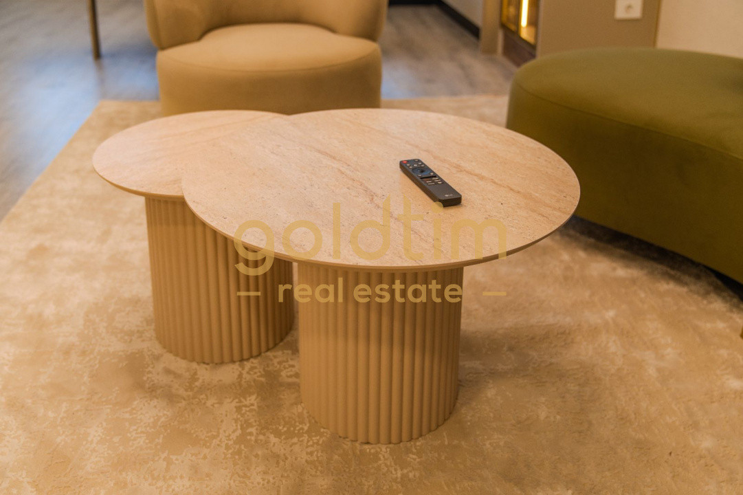 NOU/ SUPERB/ MOBILAT SI UTILAT/ROND OMV