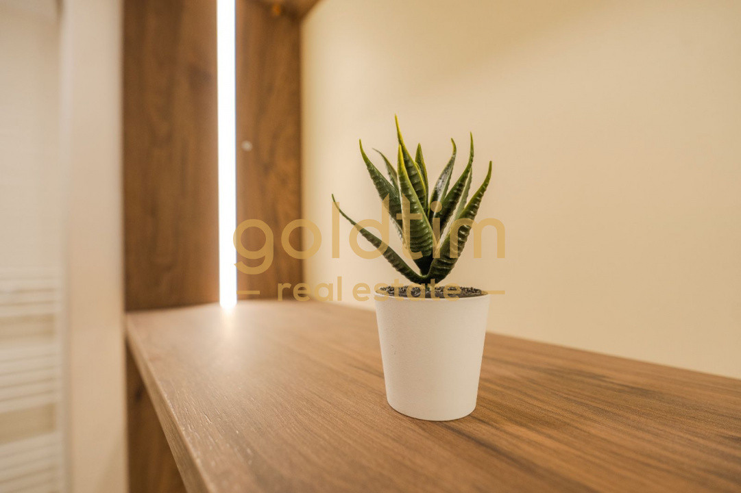 NOU/ SUPERB/ MOBILAT SI UTILAT/ROND OMV