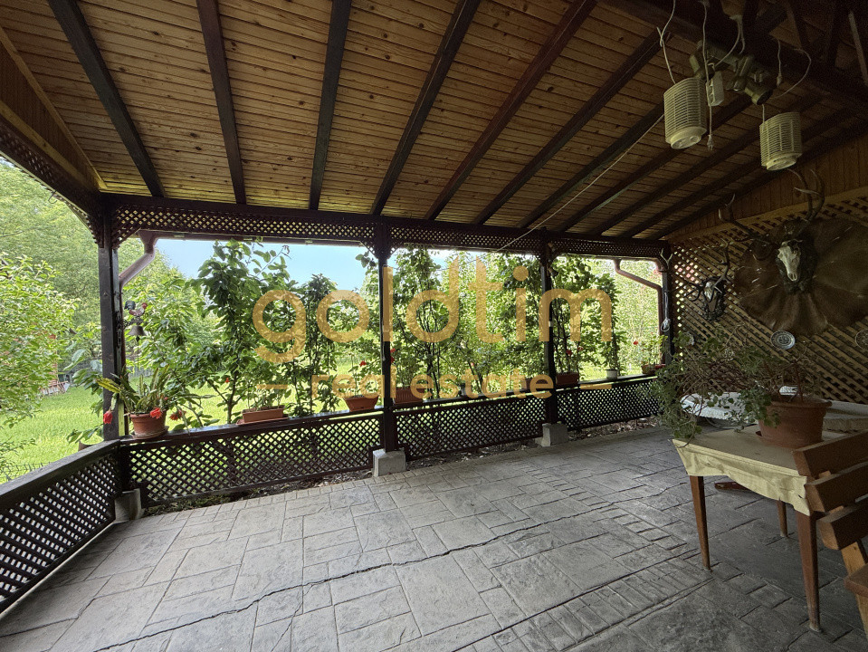 CASA IN ZONA LINISTITA/MOBILATA/UTILATA/TEREN IMPRESIONANT 5000MP/CORNU/PRAHOVA