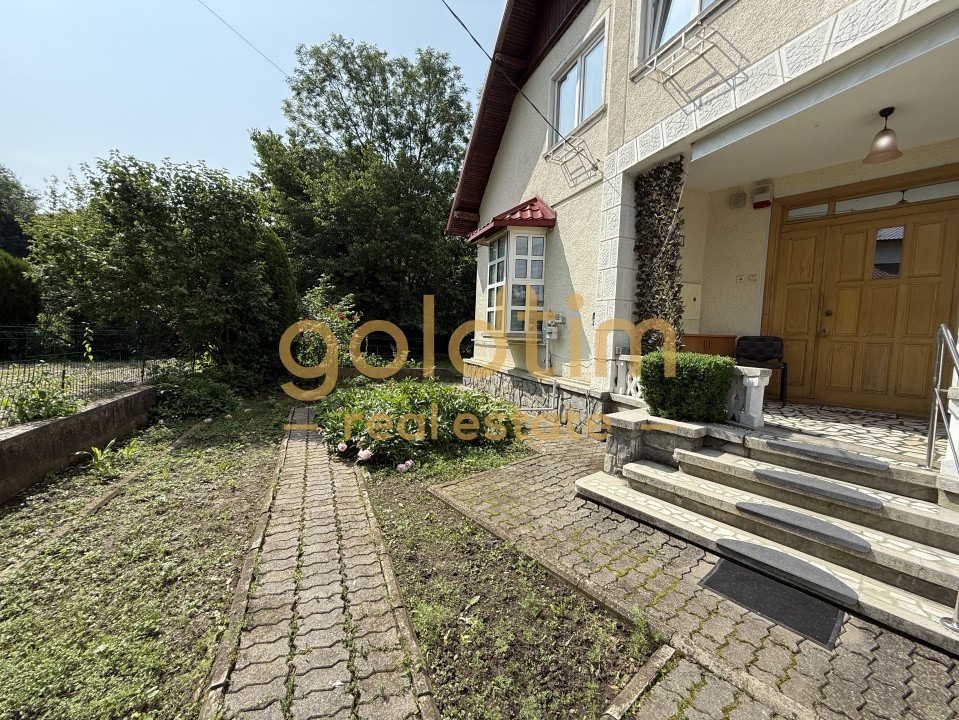 CASA IN ZONA LINISTITA/MOBILATA/UTILATA/TEREN IMPRESIONANT 5000MP/CORNU/PRAHOVA