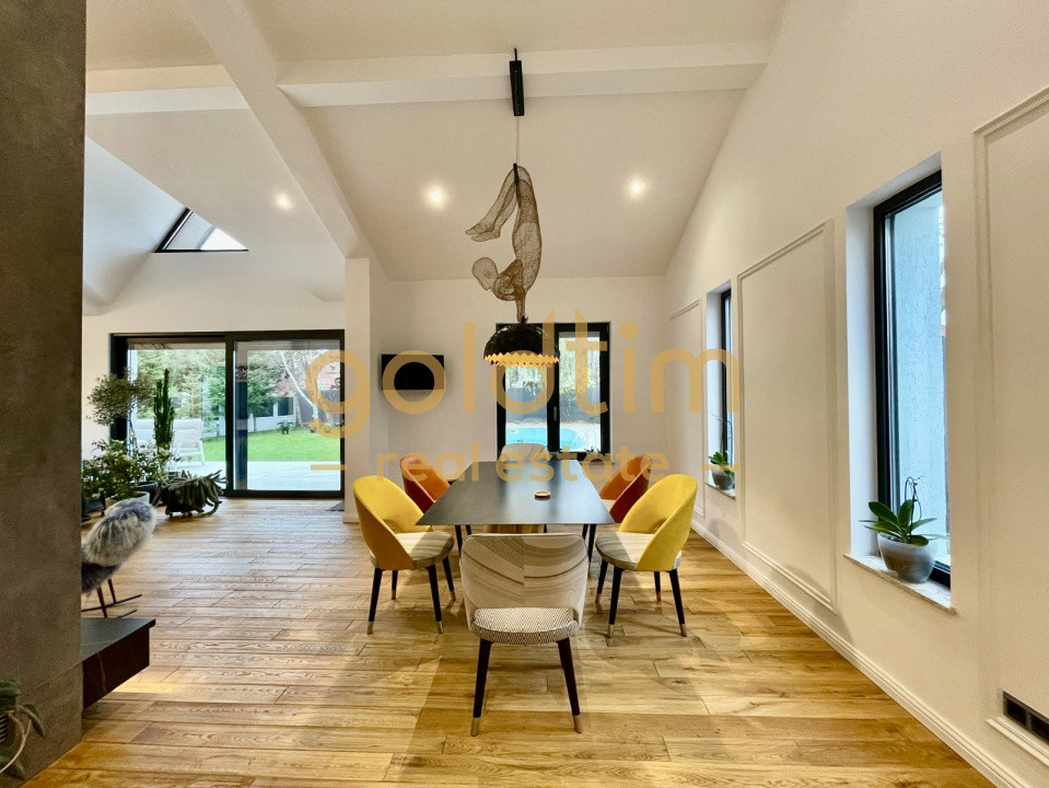 UNICA/ABSOLUT SUPERBA/ VILA INDIVIDUALA/IANCU NICOLAE/CURTE GENEROASA