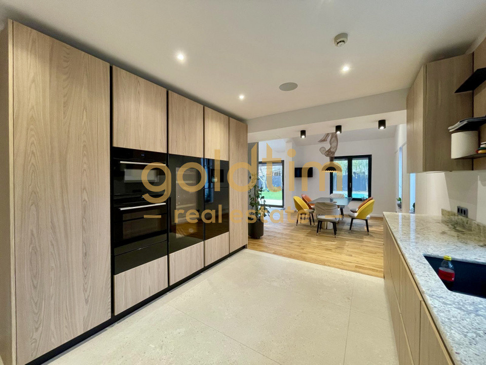 UNICA/ABSOLUT SUPERBA/ VILA INDIVIDUALA/IANCU NICOLAE/CURTE GENEROASA