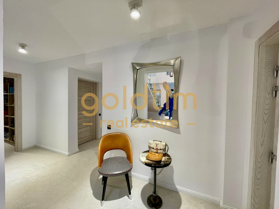 UNICA/ABSOLUT SUPERBA/ VILA INDIVIDUALA/IANCU NICOLAE/CURTE GENEROASA