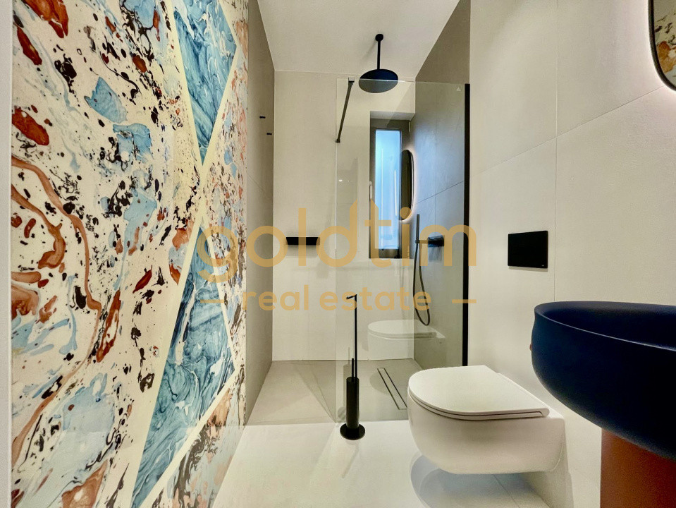 UNICA/ABSOLUT SUPERBA/ VILA INDIVIDUALA/IANCU NICOLAE/CURTE GENEROASA