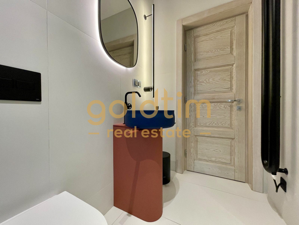 UNICA/ABSOLUT SUPERBA/ VILA INDIVIDUALA/IANCU NICOLAE/CURTE GENEROASA