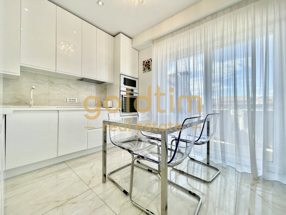 SUPERB/ MINI PENTHOUSE/ SEMINEU/ TERASA 45 mp/ BARBEQUE/ PARCARE/ BOXA