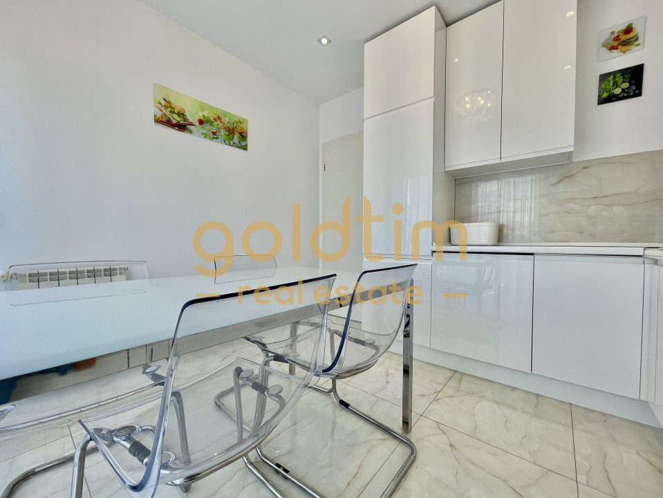 SUPERB/ MINI PENTHOUSE/ SEMINEU/ TERASA 45 mp/ BARBEQUE/ PARCARE/ BOXA