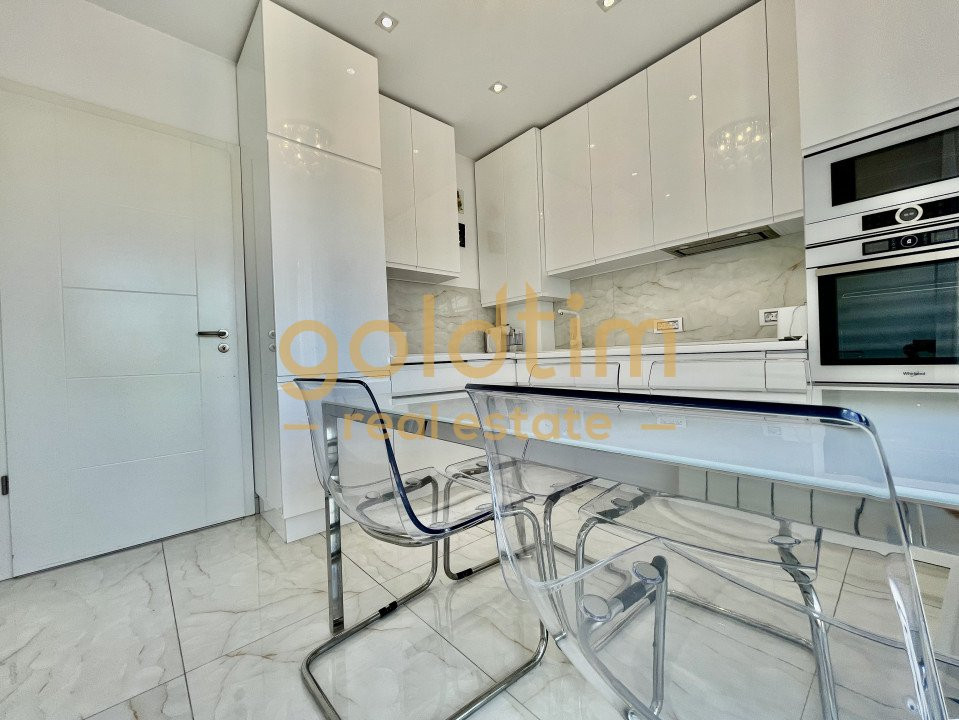 SUPERB/ MINI PENTHOUSE/ SEMINEU/ TERASA 45 mp/ BARBEQUE/ PARCARE/ BOXA