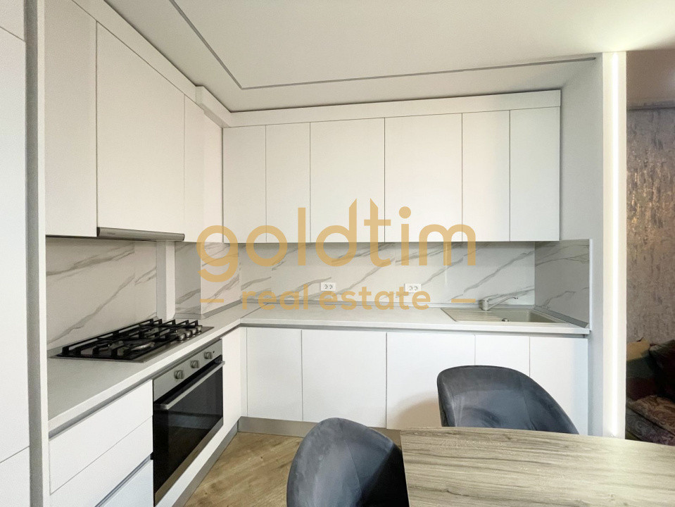 NOU/ ANSAMBLU SECURIZAT/ PARCARE SUPRATERANA