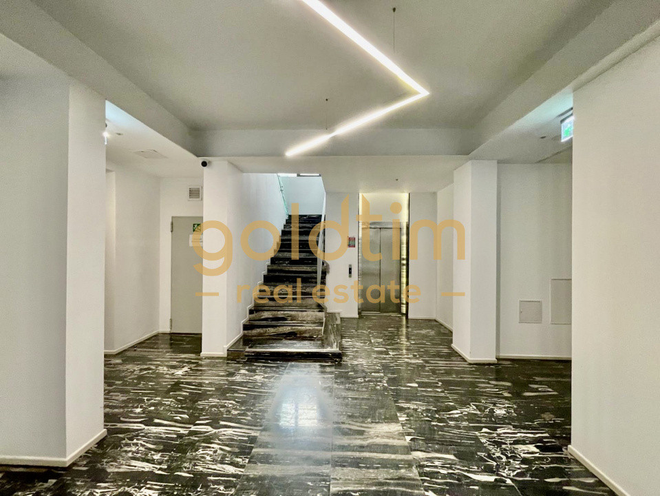 NOU/ ANSAMBLU SECURIZAT/ PARCARE SUPRATERANA