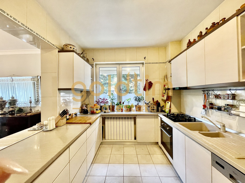 IANCU NICOLAE/ GRADINA SUPERBA/LOCURI DE PARCARE/SPATII GENEROASE