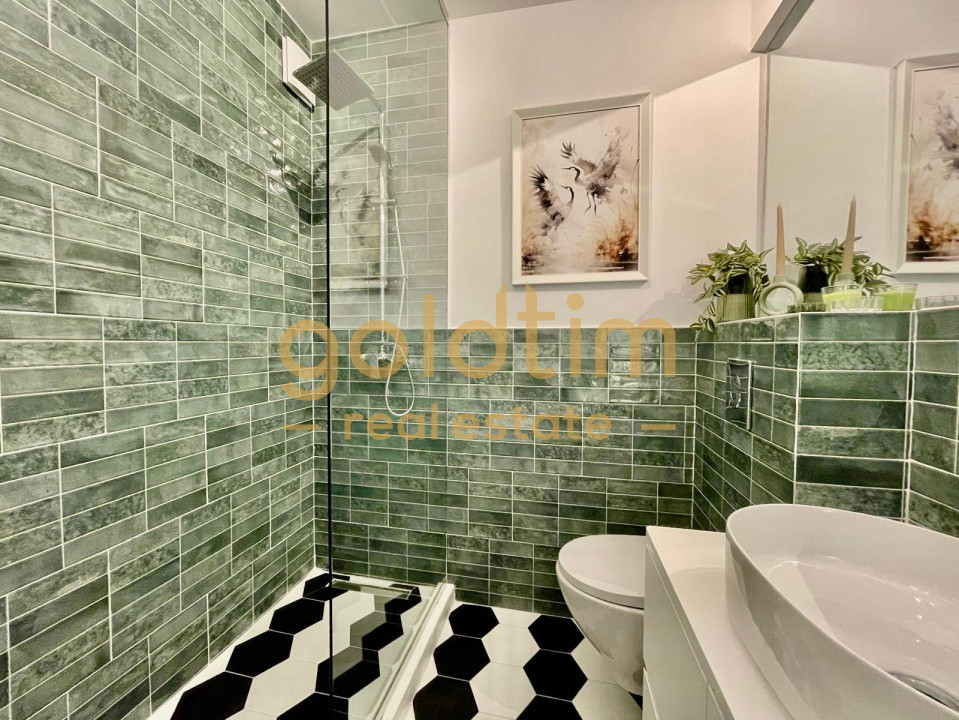 DESIGN UNIC/SUPERB/ZONA LINISTITA/LUX/1 LOC PARCARE