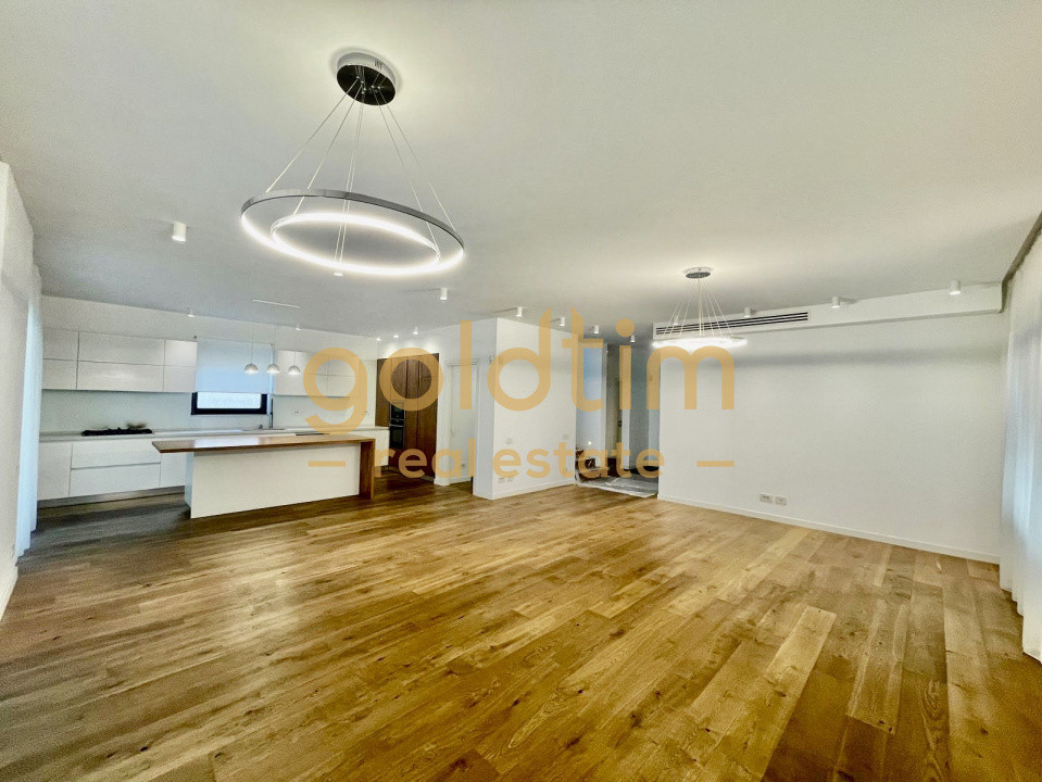 VILA INDIVIDUALA/ SCOALA AMERICANA/GARAJ