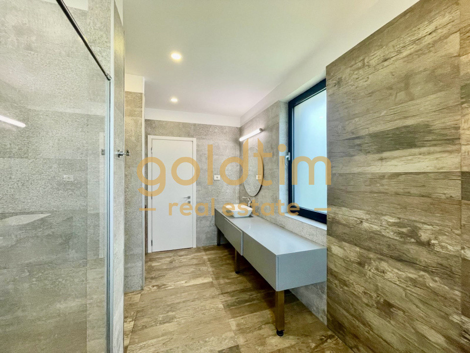 VILA INDIVIDUALA/ SCOALA AMERICANA/GARAJ