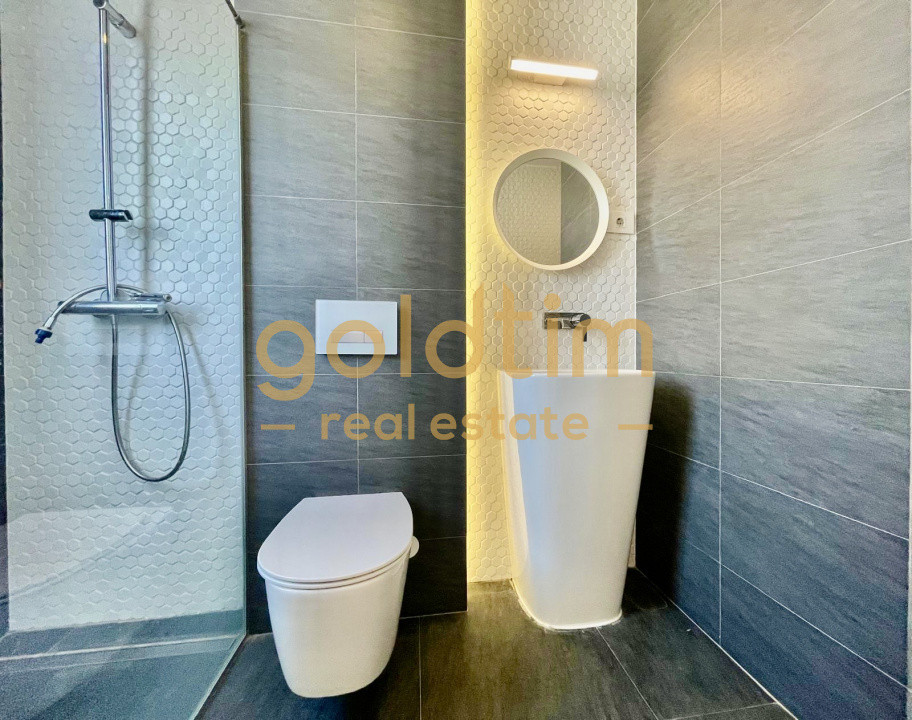 VILA INDIVIDUALA/ SCOALA AMERICANA/GARAJ