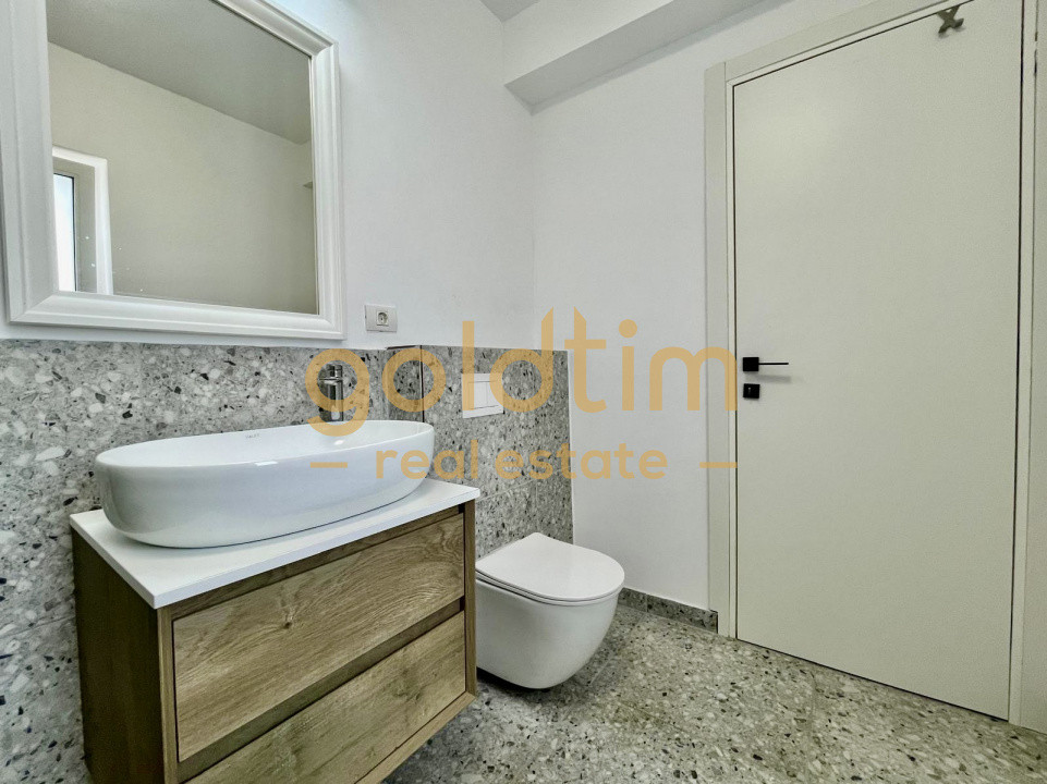 COMISION 0/NOUA MOBILATA/CURTE 50 MP/ 2 LOCURI DE PARCARE/IVESTITIE/INCHIRIATA