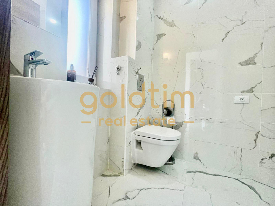 NOU!!!VILA CU PISCINA PROPRIE/ SPATII GENEROASE