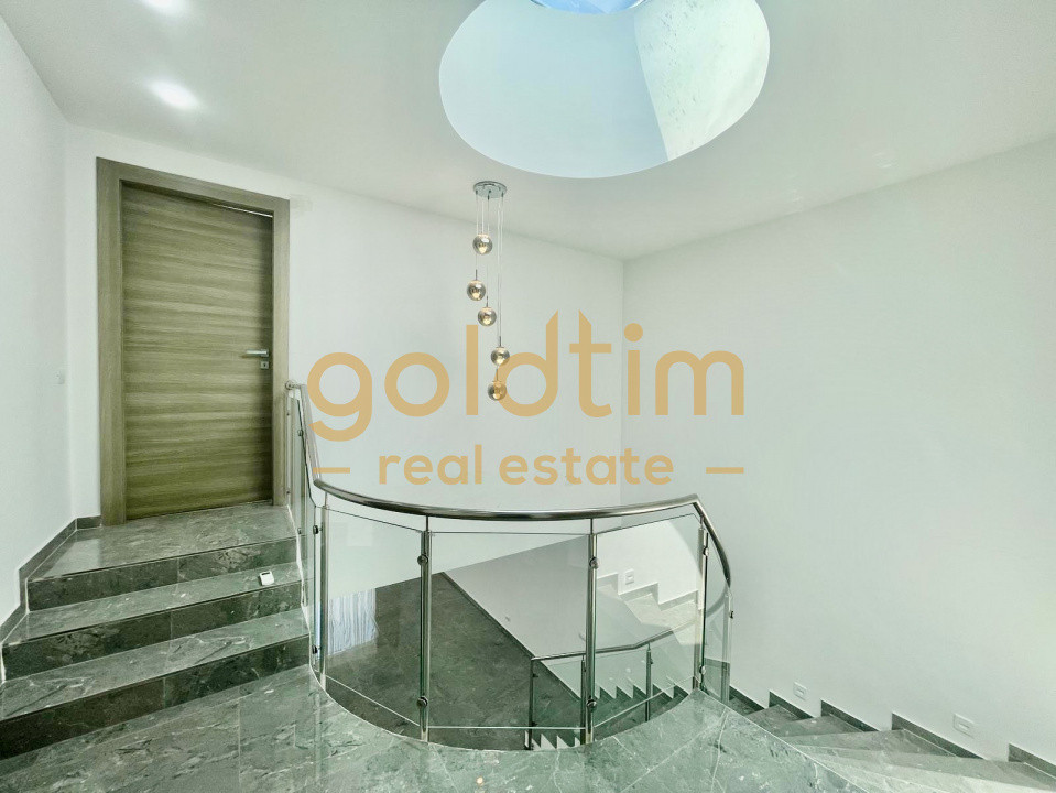 NOU!!!VILA CU PISCINA PROPRIE/ SPATII GENEROASE