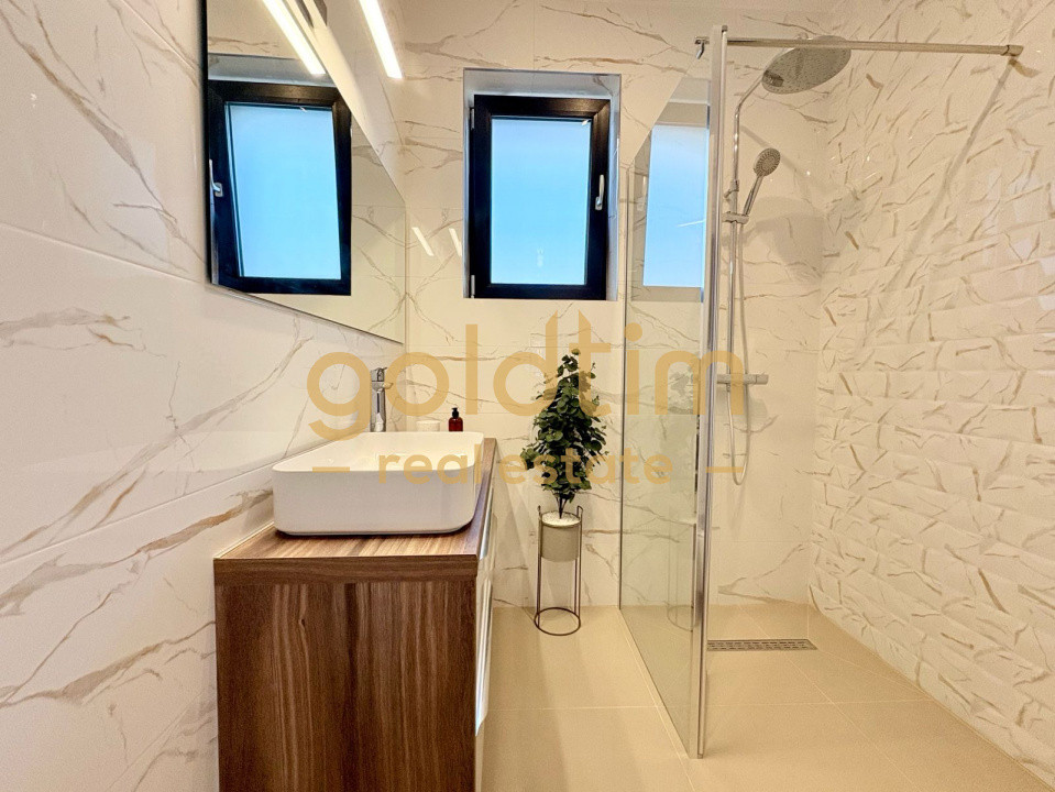 COMPLEX DE CASE SECURIZAT/PARCARE /BALOTESTI/LUX/ INDIVIDUALA/CURTE GENEROASA