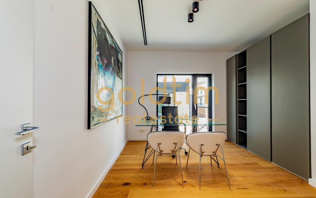 EXQUISITE VILLA/LUXURY DESIGN/2 PARKINGS