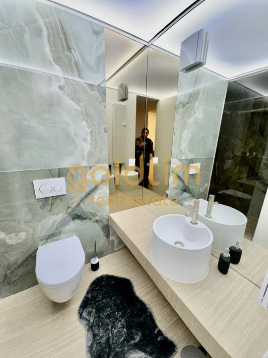 IANCU NICOLAE /PIPERA/CORTINA 126/UNIQUE DESIGN/LOC DE PARCARE INCLUS