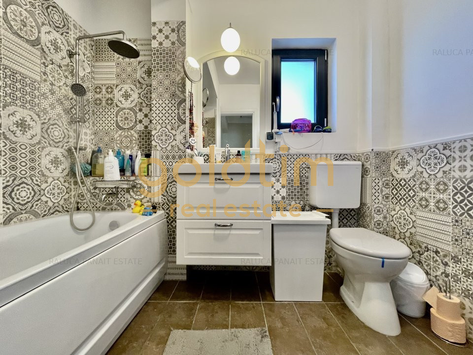 NOU/LOC DE PARCARE/ ZONA LINISTITA