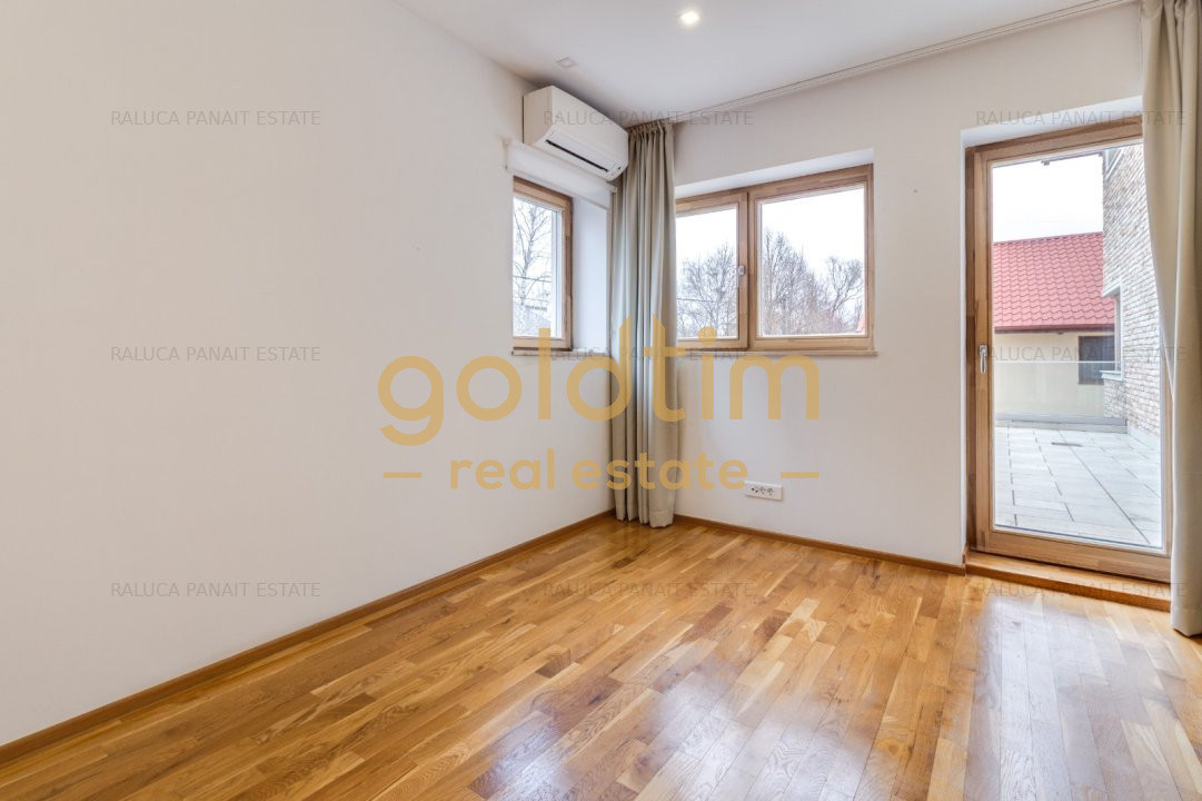 NOU!!!SUPERB/VILA INDIVIDUALA/ZONA LINISTiTA/FINISAJE DE EXCEPTiE