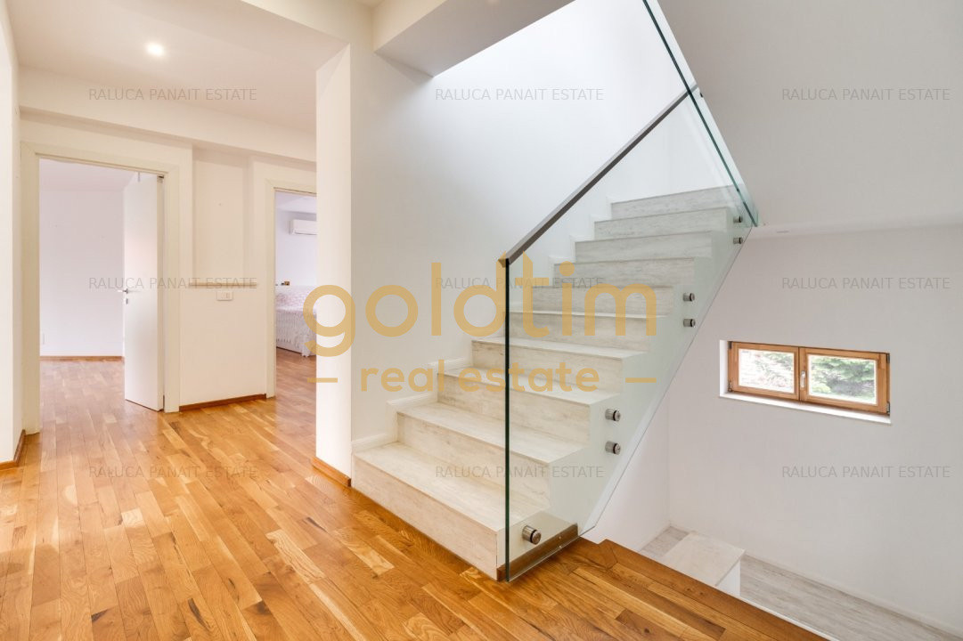 NOU!!!SUPERB/VILA INDIVIDUALA/ZONA LINISTiTA/FINISAJE DE EXCEPTiE