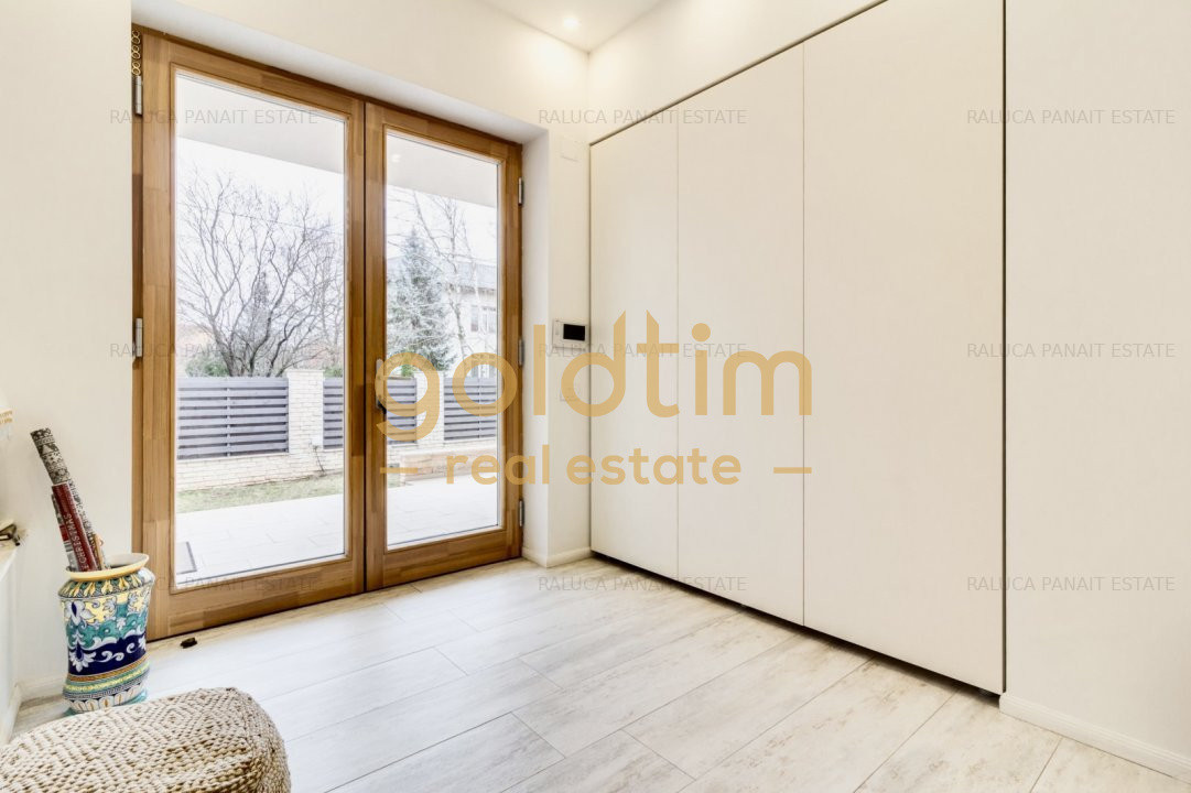 NOU!!!SUPERB/VILA INDIVIDUALA/ZONA LINISTiTA/FINISAJE DE EXCEPTiE