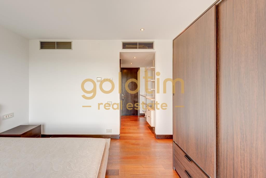 APARTAMENT SUPERB/COMPLEX REZIDENTIAL/TERASA/2 PARCARE SUBTERANA/ARCUL DE TRIUMF