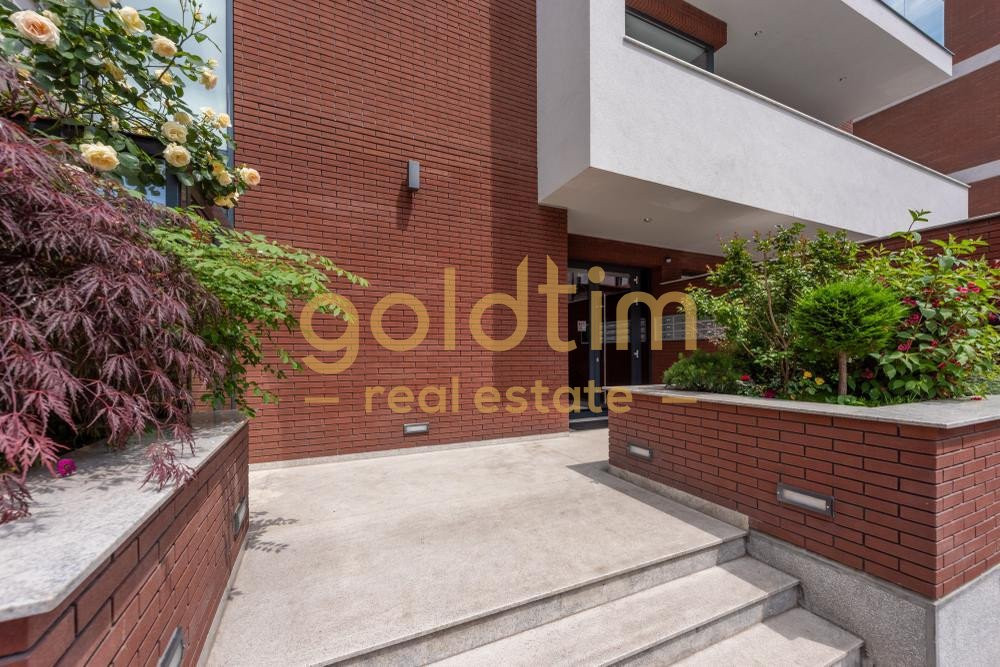 APARTAMENT SUPERB/COMPLEX REZIDENTIAL/TERASA/2 PARCARE SUBTERANA/ARCUL DE TRIUMF